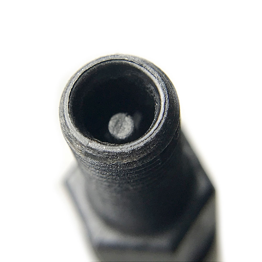Air-Flexx-male-end-no-cap-closeup